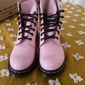 Patent Pink Dr. Marten's